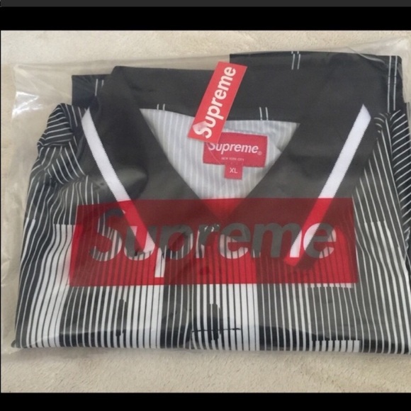 Supreme Size XL Extra Large Soccer Jersey Polo New - Picture 2 of 4